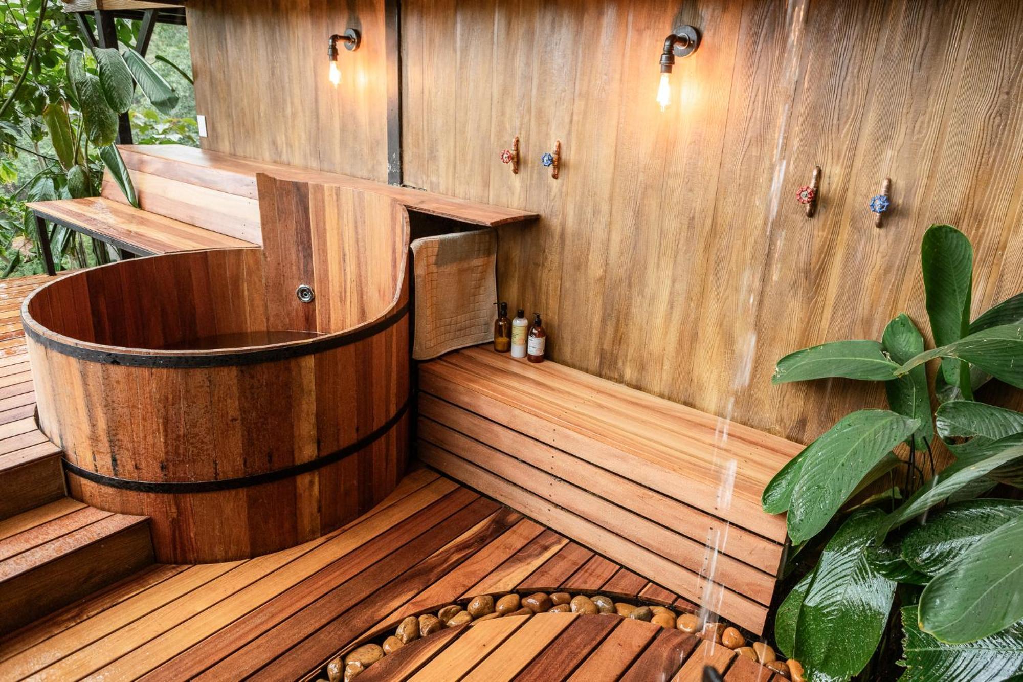 Tominejo Ecolodge - Casas En Los Arboles Neira 外观 照片